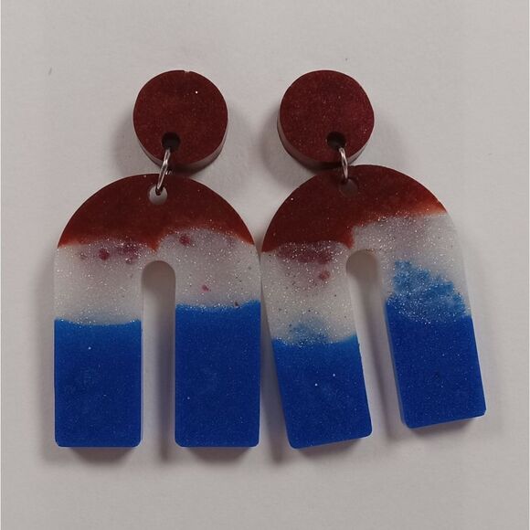 CLEARANCE  Red, white and blue resin stud and arch earrings - Picture 2 of 5